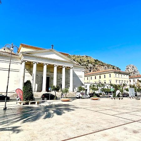 Apartament Silvy House Terracina Zewnętrze zdjęcie